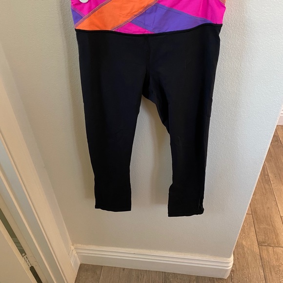 Lululemon Capri Yoga Pants Size 4 - Picture 1 of 7